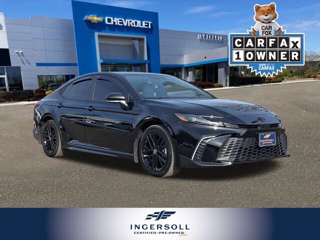 2025 Toyota Camry SE AWD