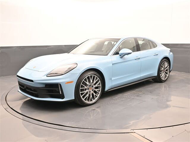 2026 Porsche Panamera 4 AWD