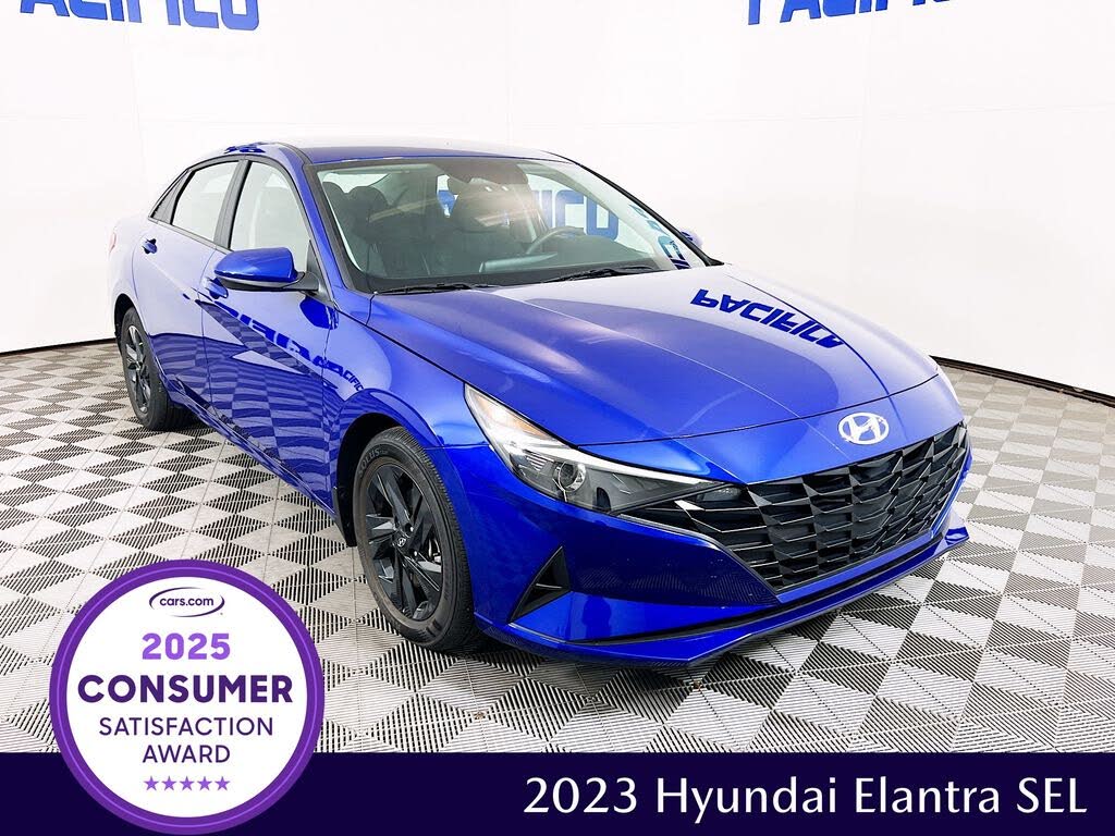 2023 Hyundai Elantra SEL FWD