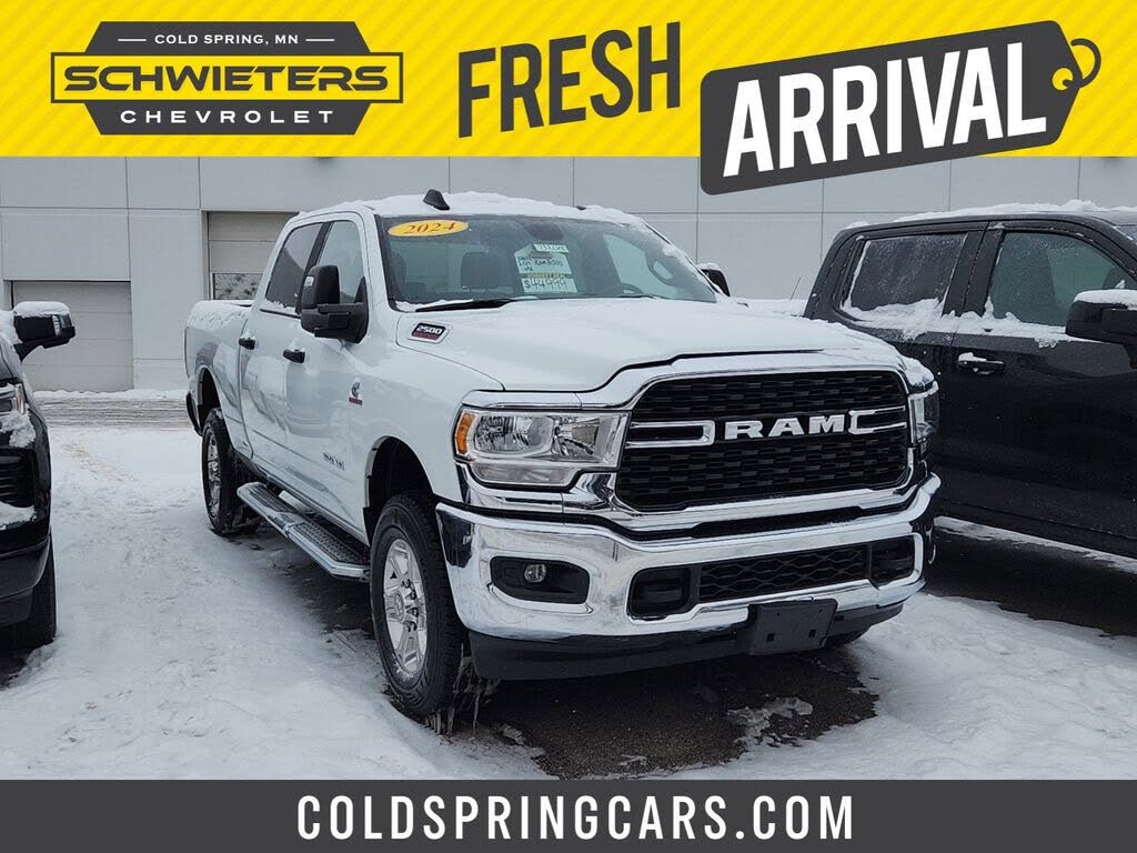2024 RAM 2500 Big Horn Crew Cab 4WD