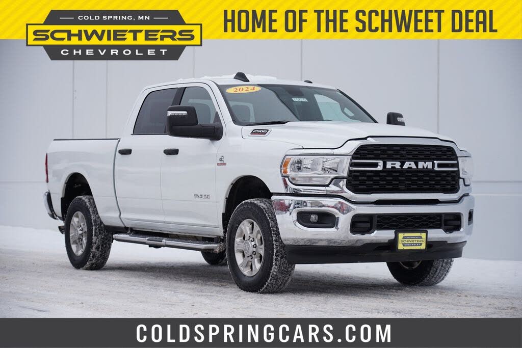2024 RAM 2500 Big Horn Crew Cab 4WD