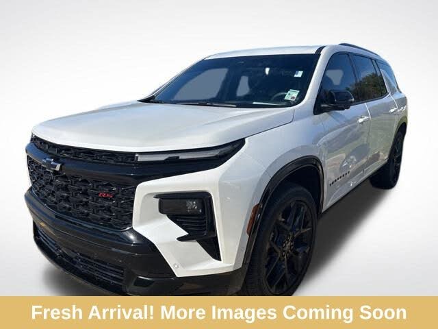 2025 Chevrolet Traverse RS FWD