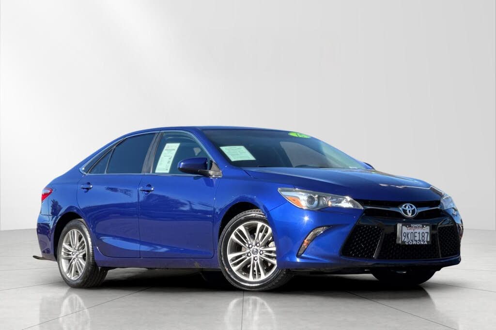 2015 Toyota Camry SE
