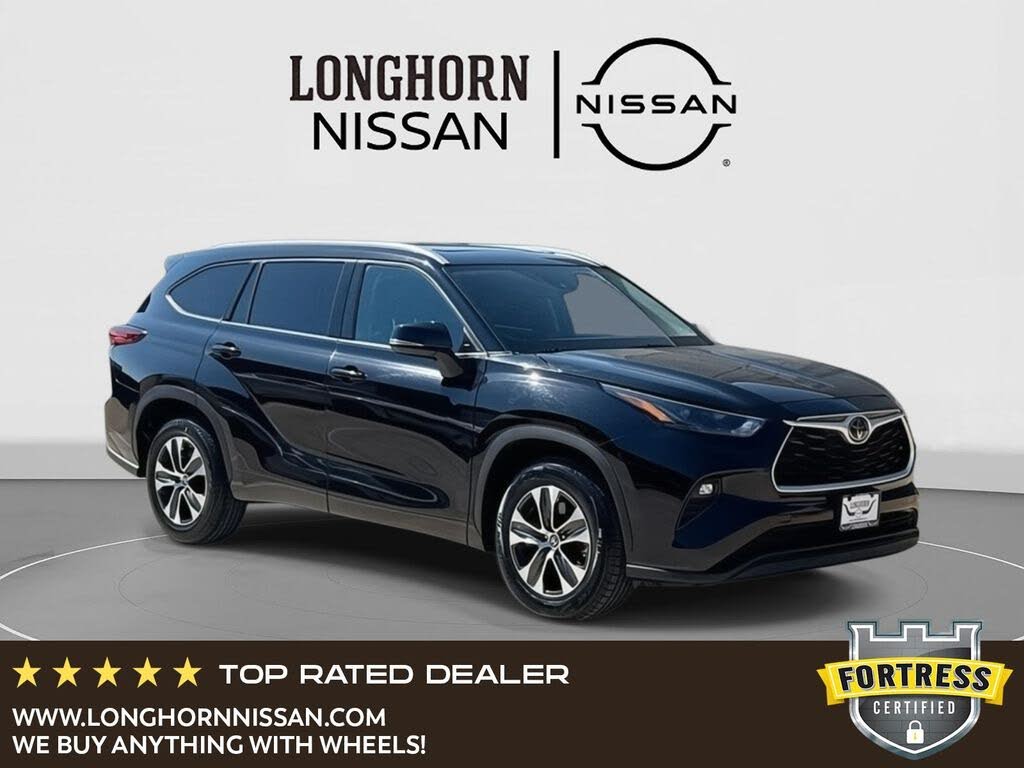 2022 Toyota Highlander XLE FWD