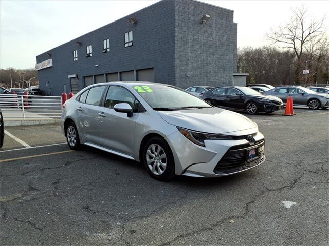 2023 Toyota Corolla LE FWD