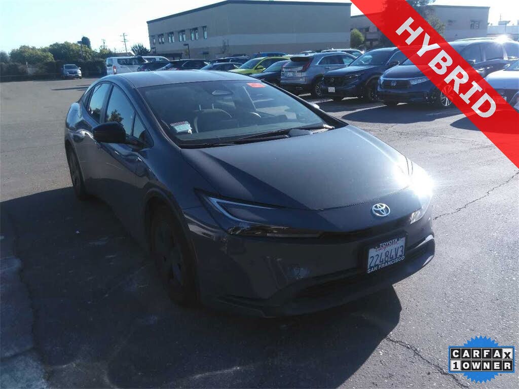 2023 Toyota Prius LE FWD