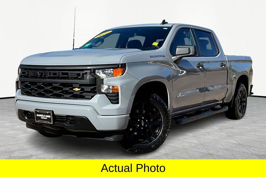 2024 Chevrolet Silverado 1500 Custom Crew Cab 4WD