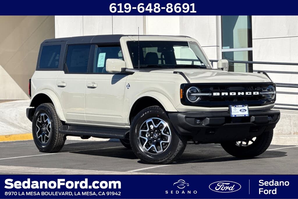 2025 Ford Bronco Outer Banks 4-Door 4WD