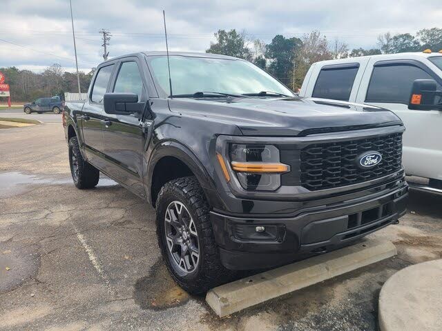 2025 Ford F-150 STX 4dr SuperCrew 4WD