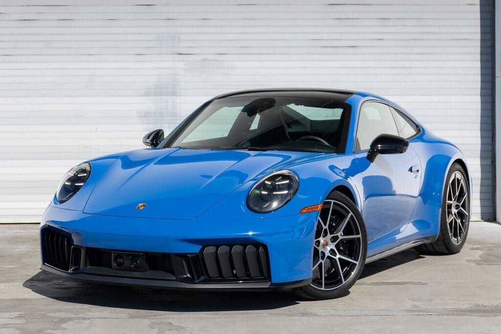 2025 Porsche 911 Carrera 4 GTS Coupe AWD