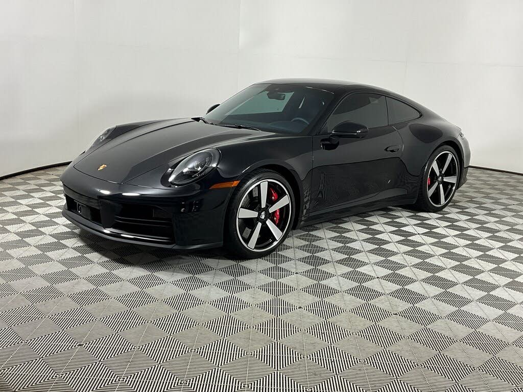 2025 Porsche 911 Carrera S Coupe RWD