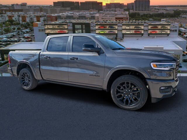 2026 RAM 1500 Limited Crew Cab 4WD