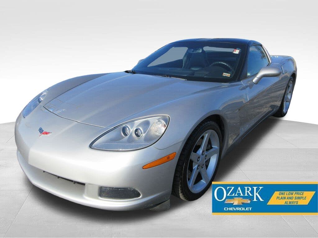 2005 Chevrolet Corvette Coupe RWD