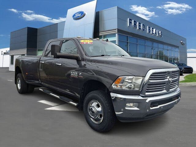 2018 RAM 3500 Big Horn Crew Cab LB DRW 4WD