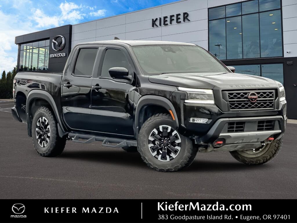 2023 Nissan Frontier PRO-4X Crew Cab 4WD