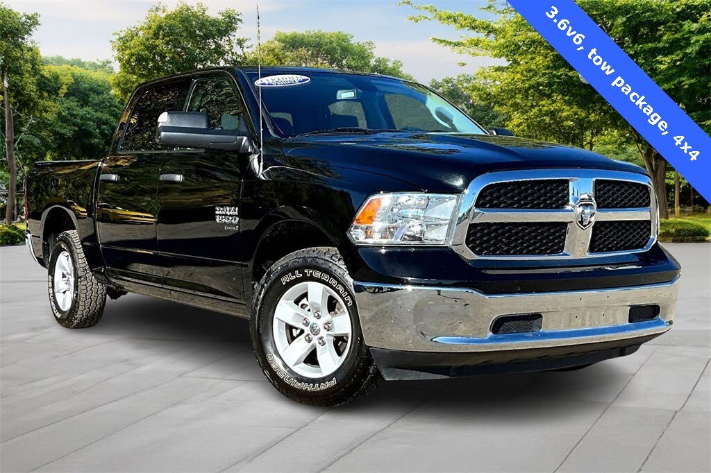 2023 RAM 1500 Classic SLT Crew Cab 4WD