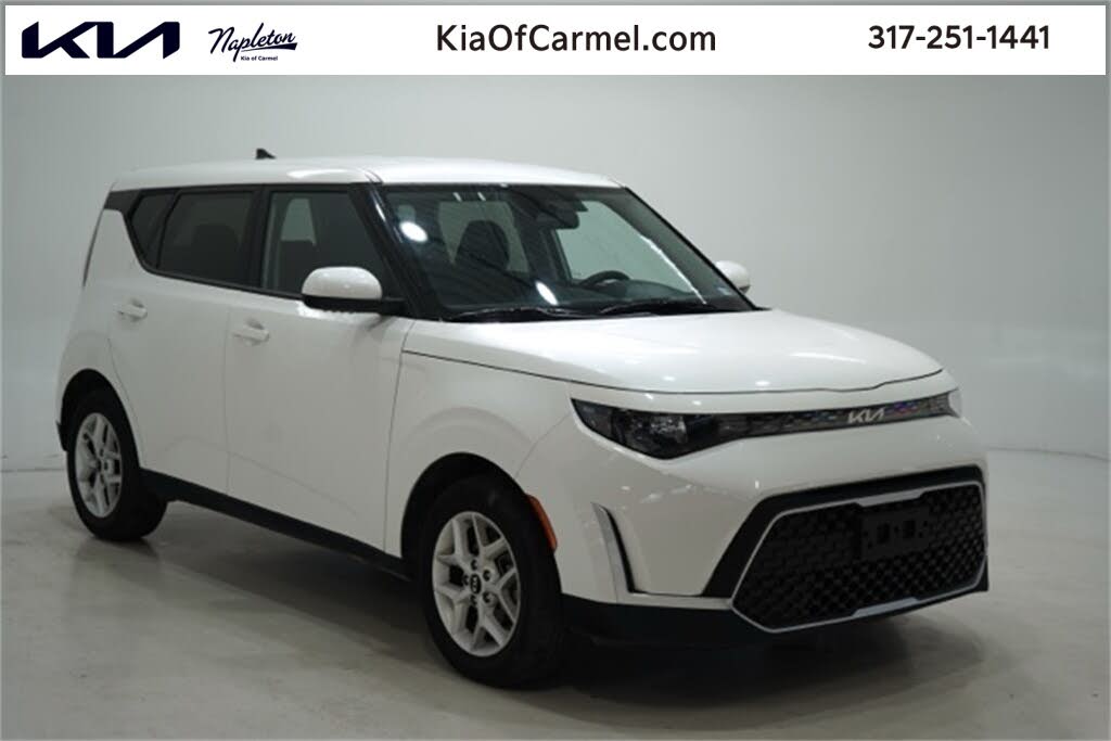 2024 Kia Soul LX FWD