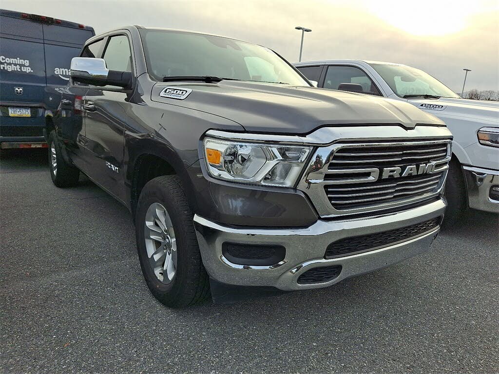 2024 RAM 1500 Laramie Crew Cab 4WD