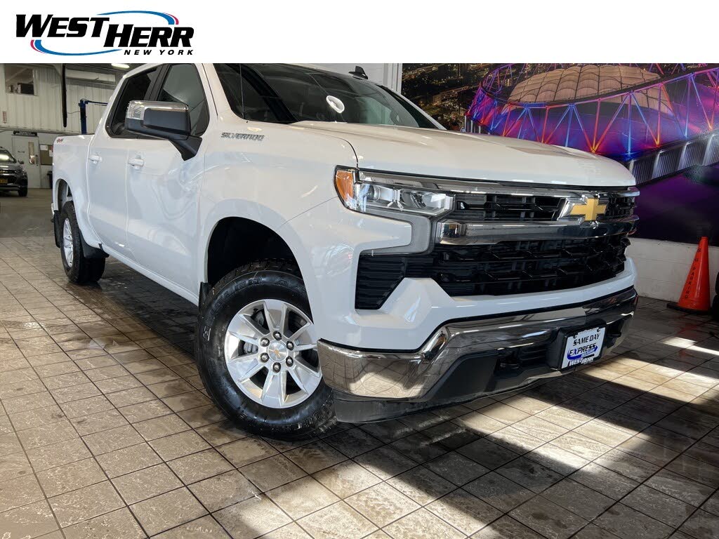 2025 Chevrolet Silverado 1500 LT Crew Cab 4WD
