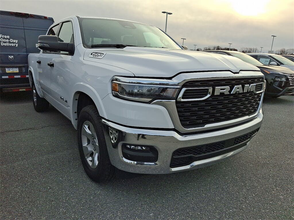 2025 RAM 1500 Big Horn Crew Cab 4WD