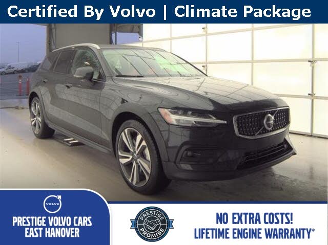2025 Volvo V60 Cross Country B5 Plus AWD