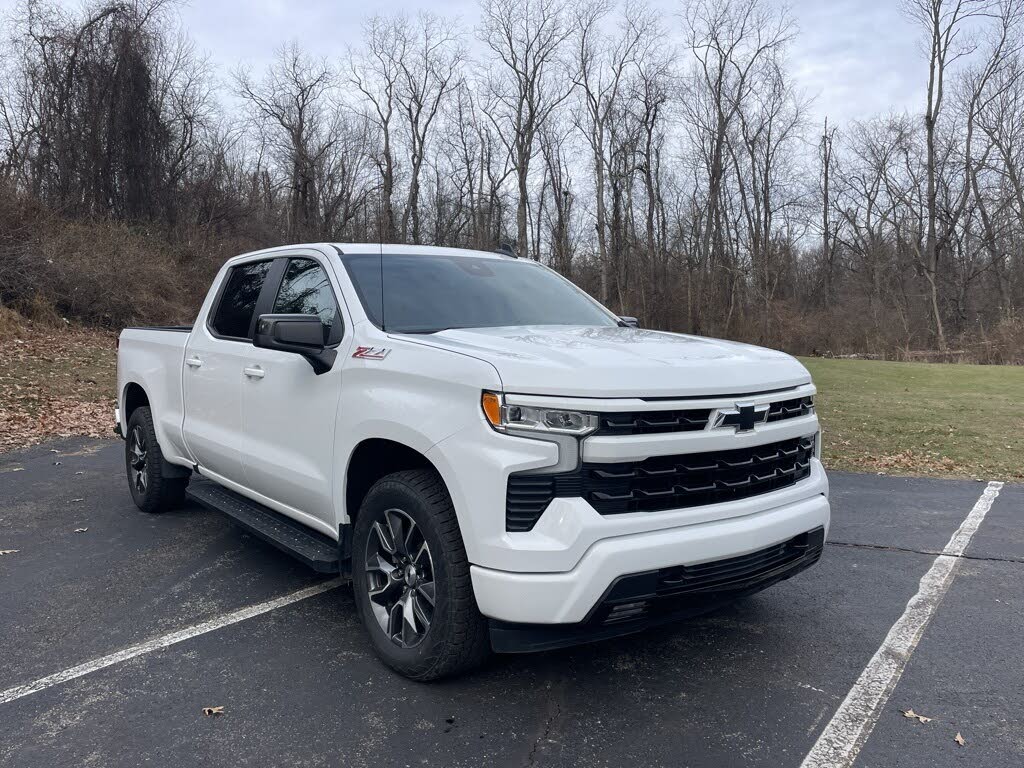 2022 Chevrolet Silverado 1500 RST Crew Cab 4WD