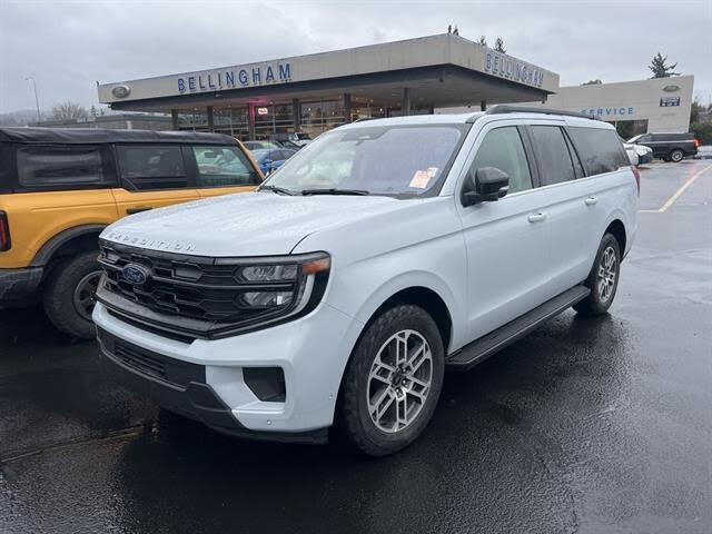 2025 Ford Expedition MAX Active 4WD