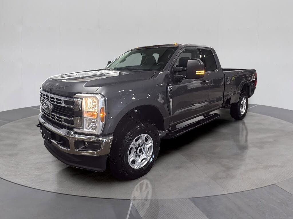 2026 Ford F-250 Super Duty XLT SuperCab 4WD