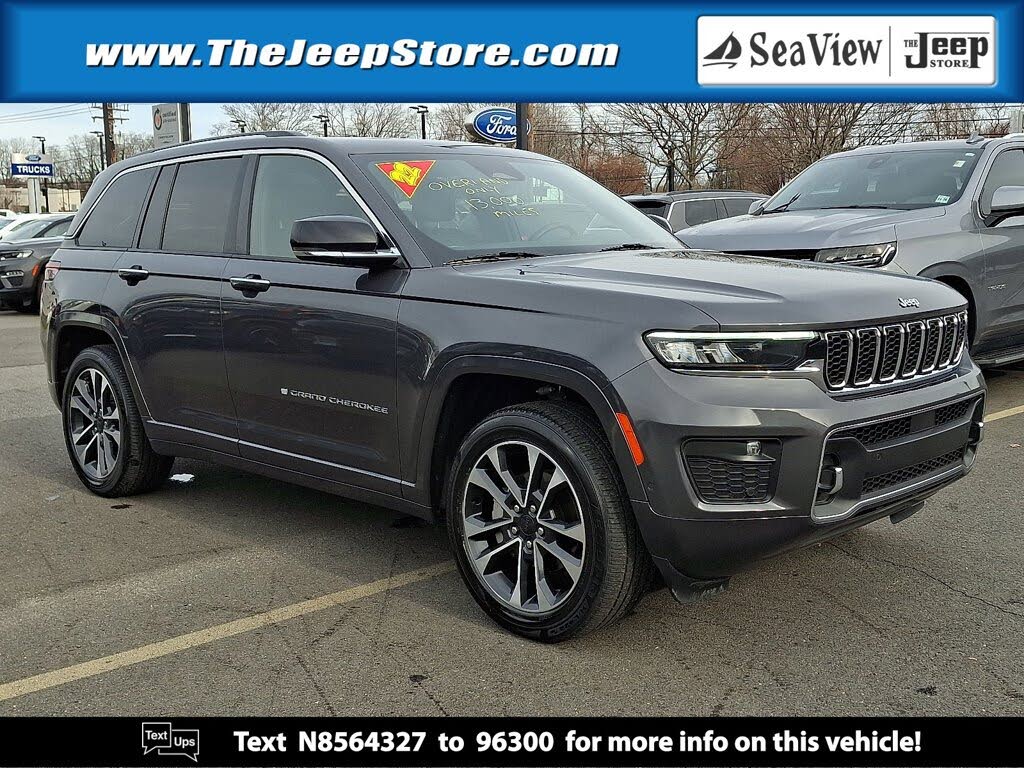 2022 Jeep Grand Cherokee Overland 4WD