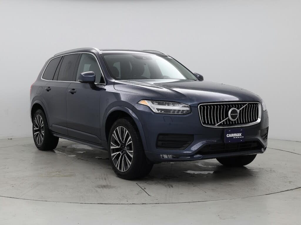 2022 Volvo XC90 T6 Momentum 6-Passenger AWD