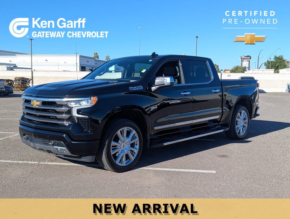 2023 Chevrolet Silverado 1500 High Country Crew Cab 4WD