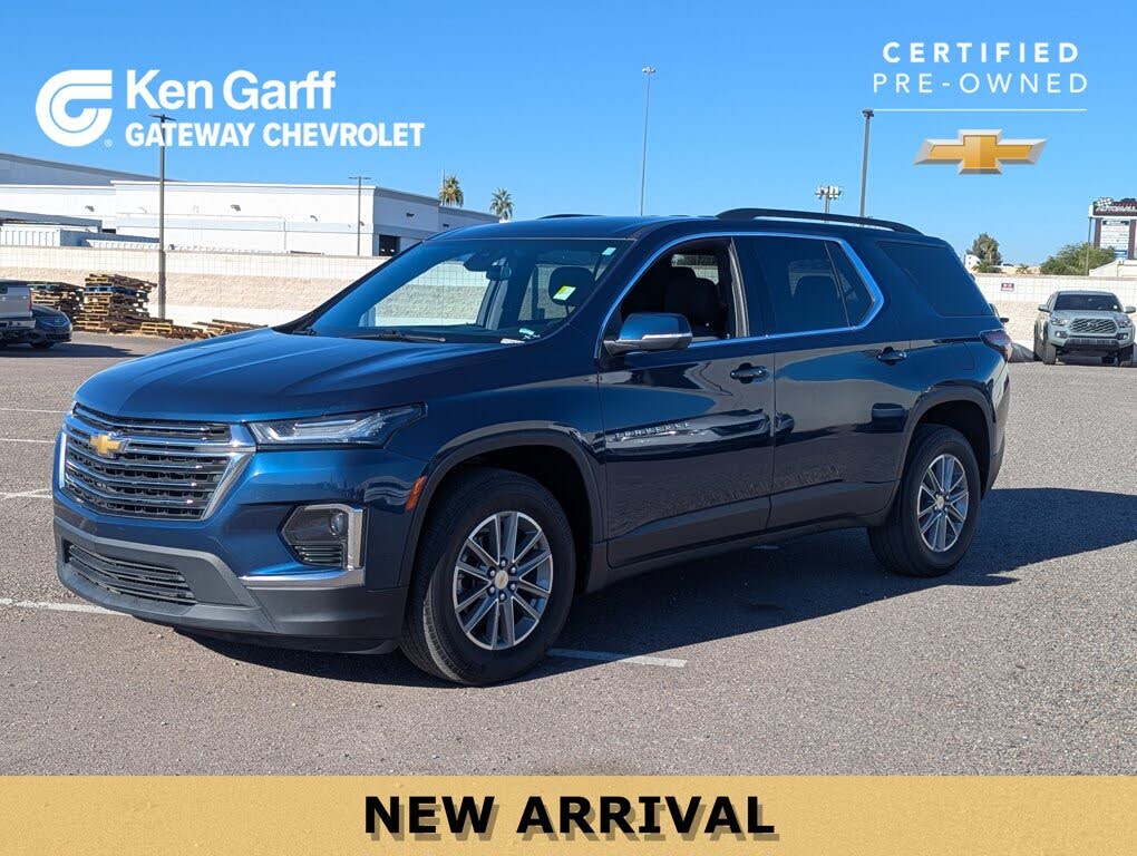 2023 Chevrolet Traverse LT Cloth FWD