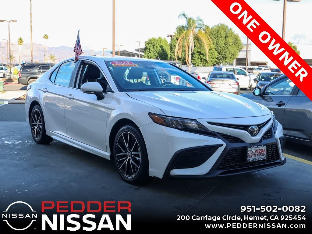 2023 Toyota Camry SE FWD