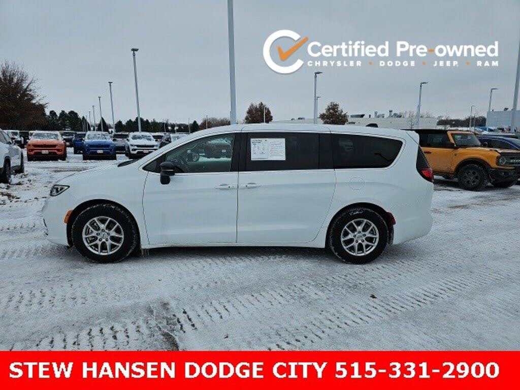 2024 Chrysler Pacifica Touring L FWD