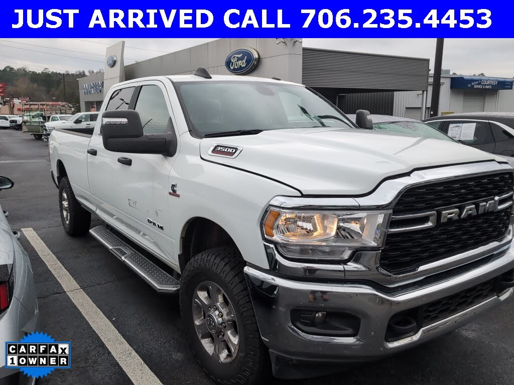 2024 RAM 3500 Big Horn Crew Cab LB 4WD