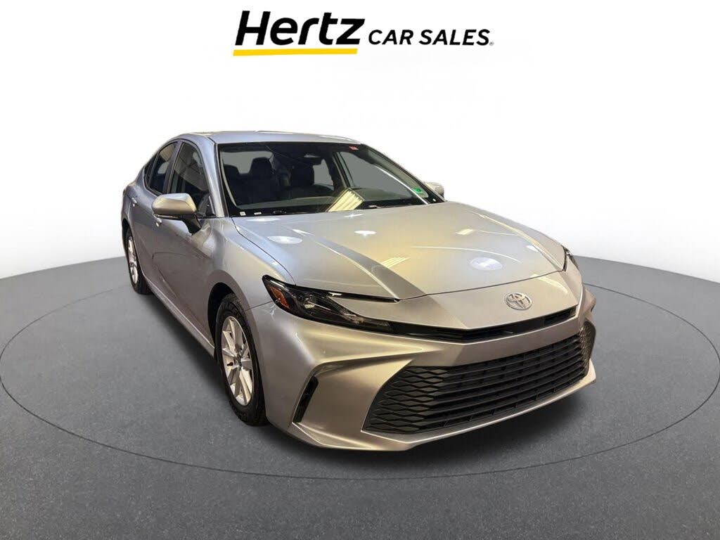 2025 Toyota Camry LE FWD