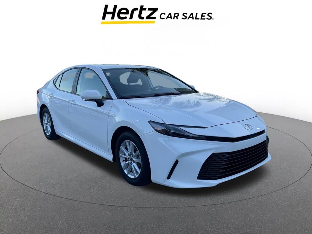 2025 Toyota Camry LE FWD