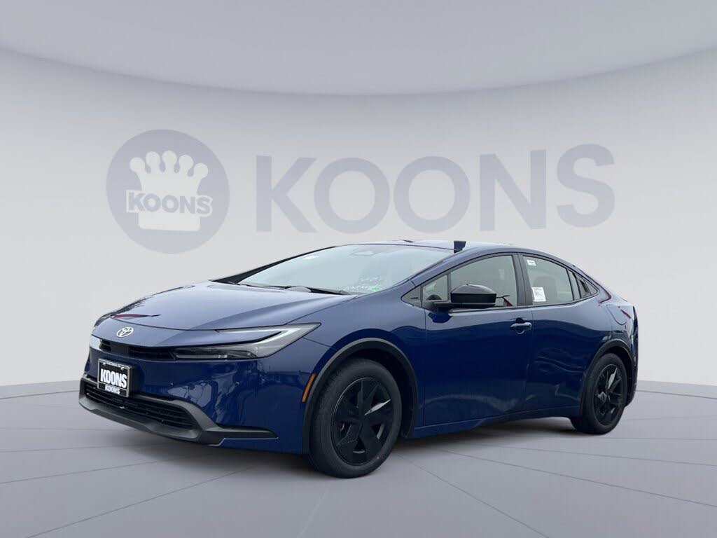 2026 Toyota Prius LE FWD