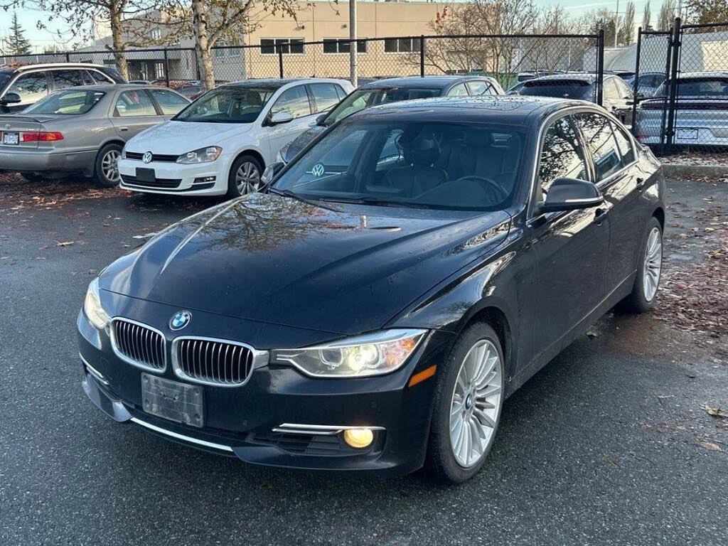 2015 BMW 3 Series 328i xDrive Sedan AWD