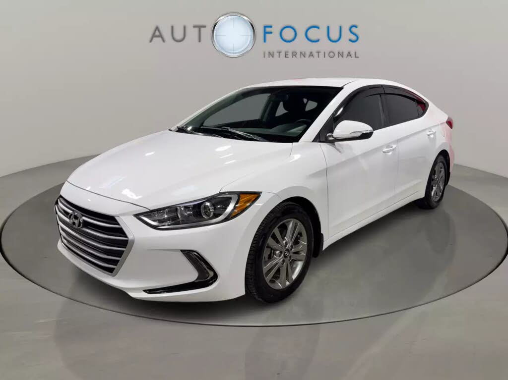 Hyundai Elantra GL FWD 2017