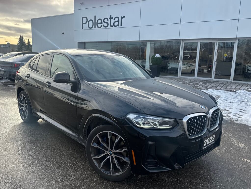 2022 BMW X4 xDrive30i AWD
