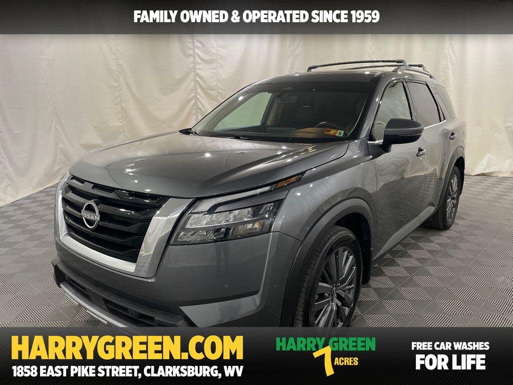 2025 Nissan Pathfinder SL 4WD