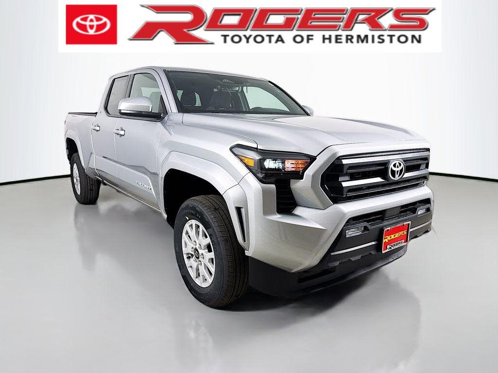 2025 Toyota Tacoma SR5 Double Cab 4WD