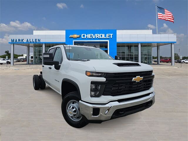 2026 Chevrolet Silverado 3500HD Work Truck Crew Cab LB 4WD