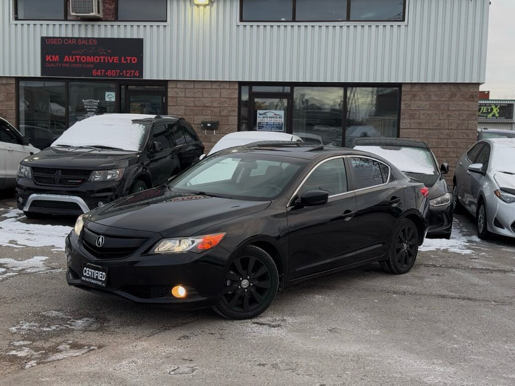 2013 Acura ILX 2.0L FWD with Premium Package