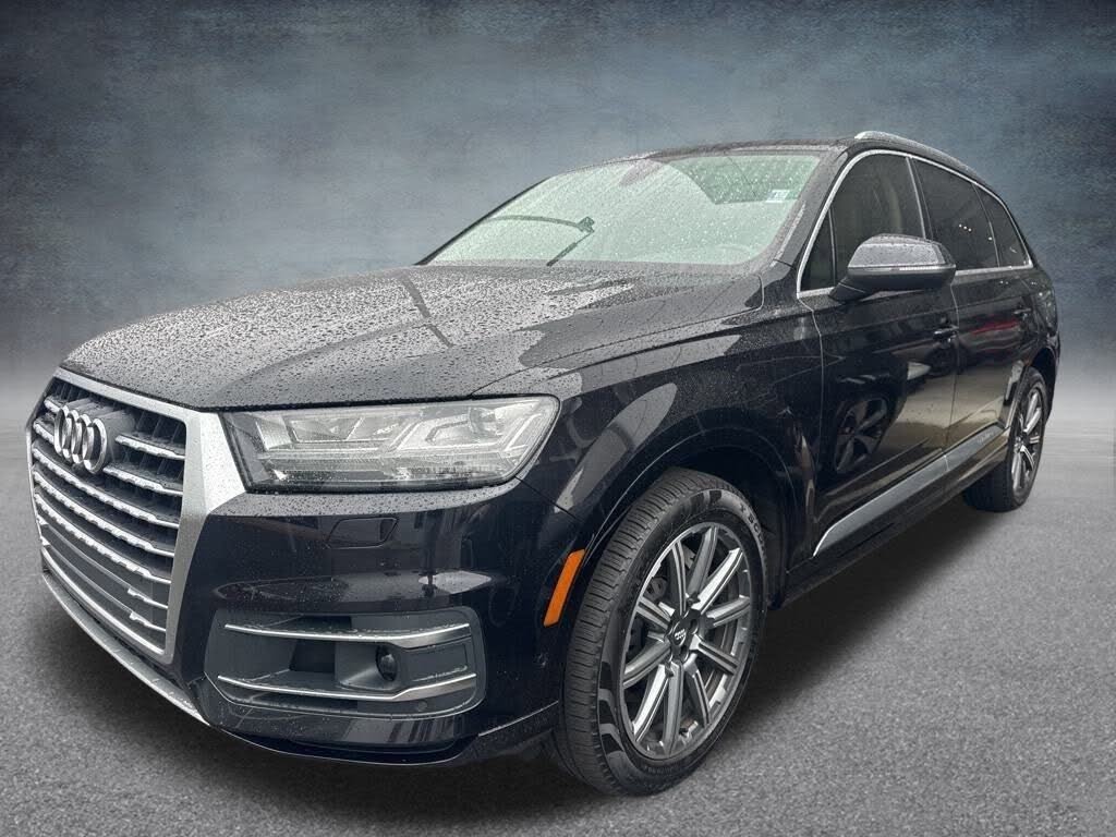 2019 Audi Q7 55 TFSI quattro Premium Plus