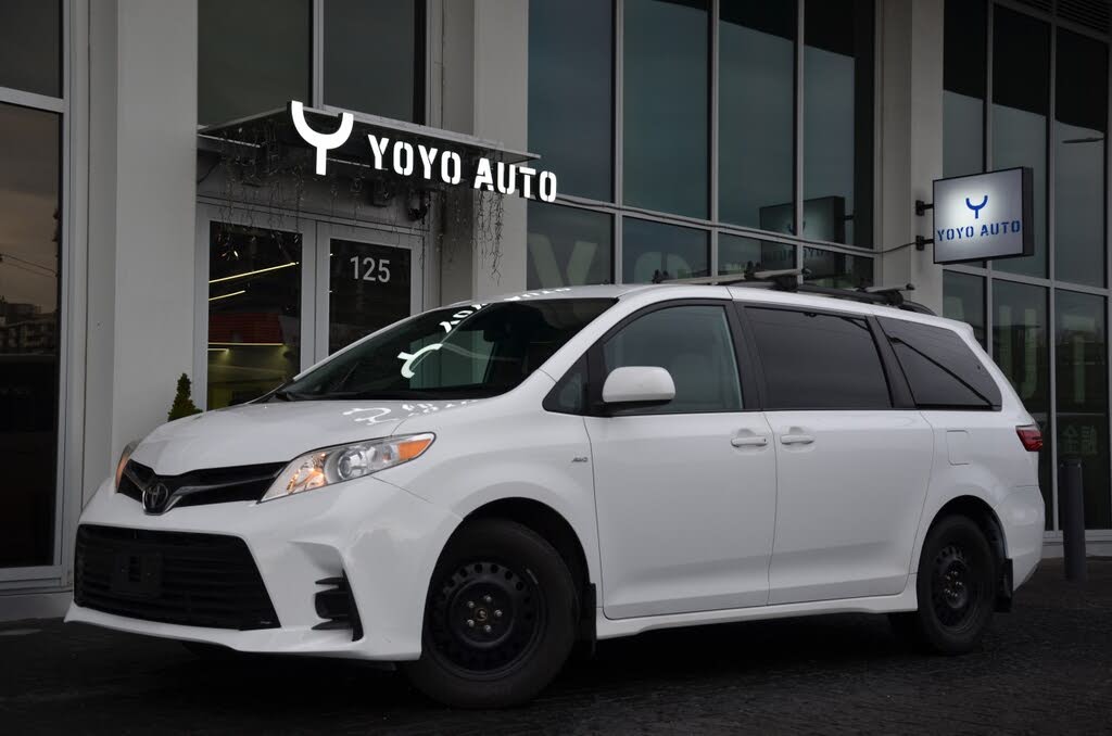2020 Toyota Sienna LE 7-Passenger AWD