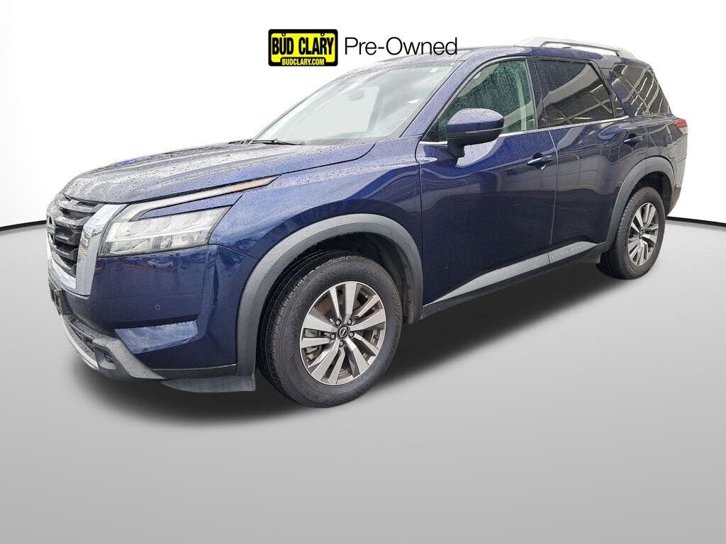 2023 Nissan Pathfinder SL 4WD