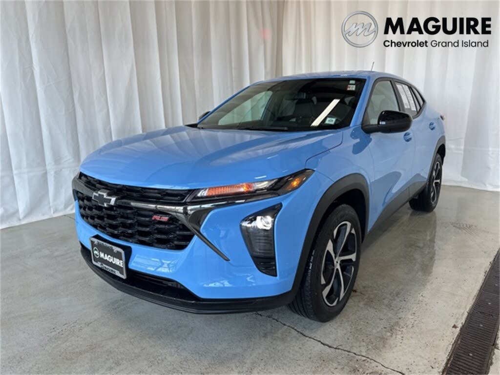 2024 Chevrolet Trax RS with 1RS FWD