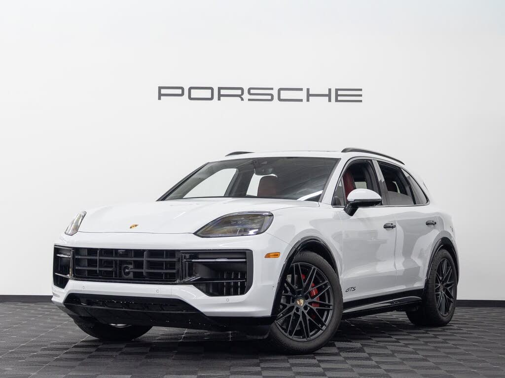2025 Porsche Cayenne GTS AWD